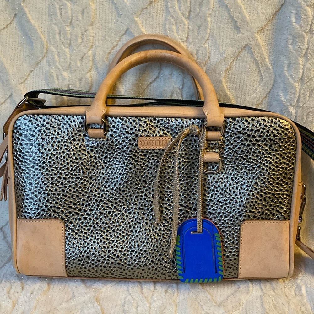 Consuela Tommy Satchel!